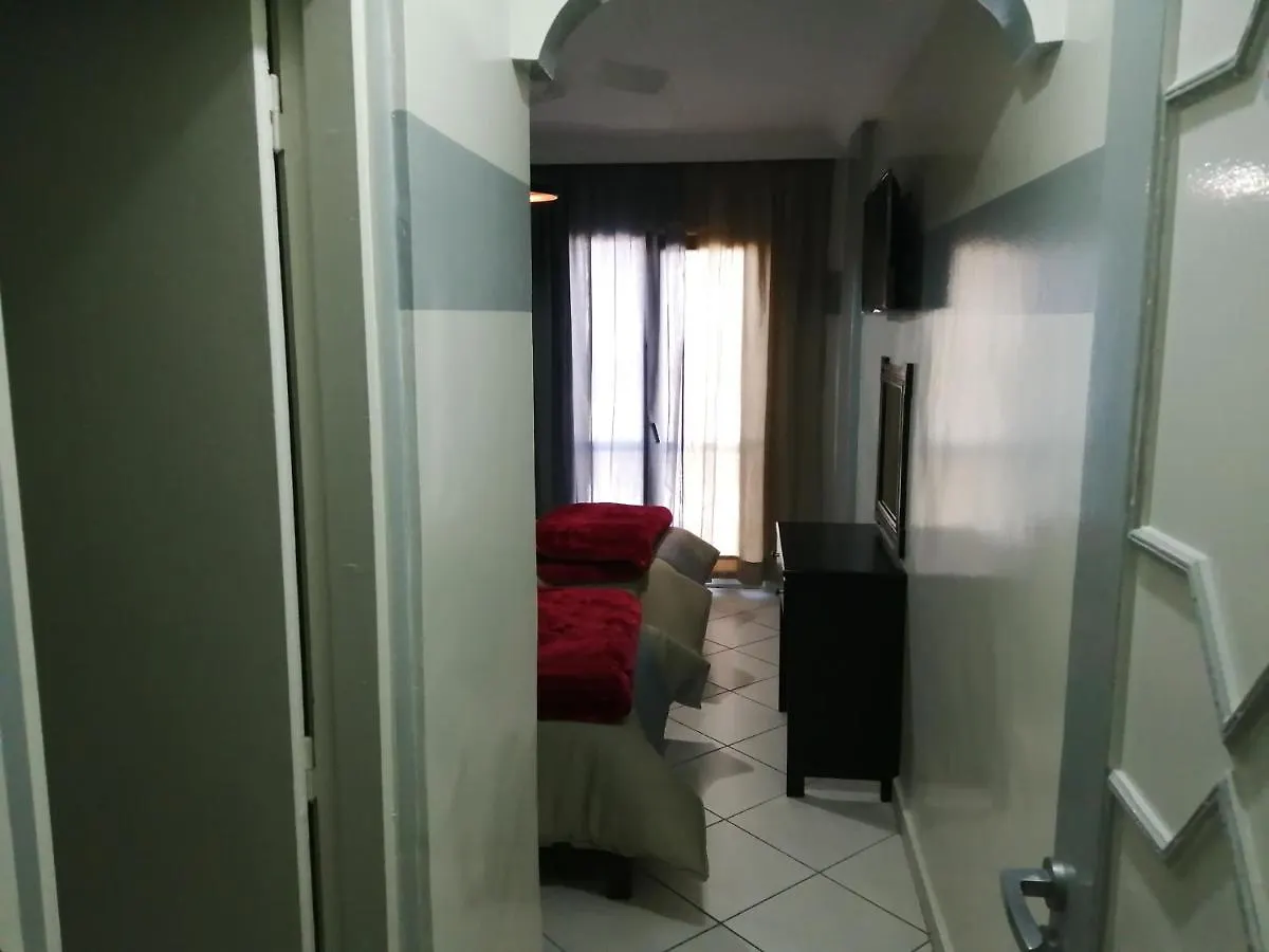 Hotel Les Cinq Parties Du Monde Agadir 2*,