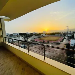 Very Near The Center & Apartment